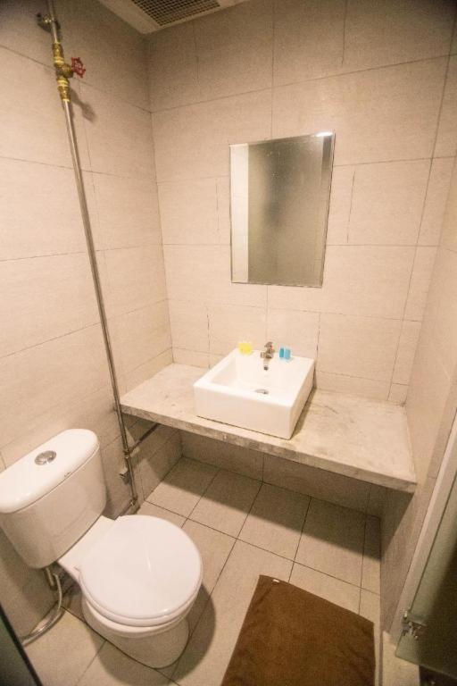Monaco Boutique Hotel Sadong Jaya Kota Kinabalu Bagian luar foto