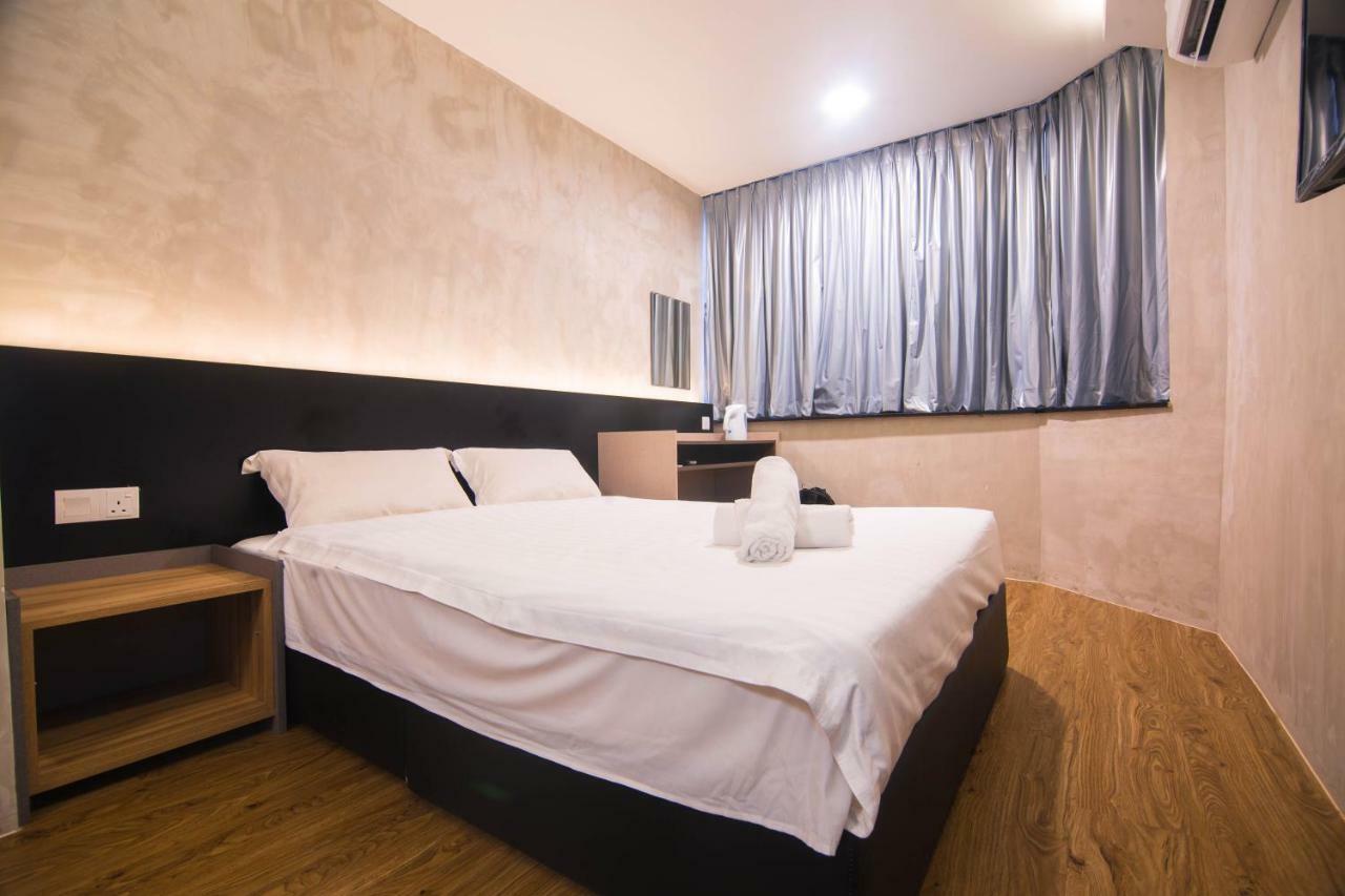 Monaco Boutique Hotel Sadong Jaya Kota Kinabalu Bagian luar foto